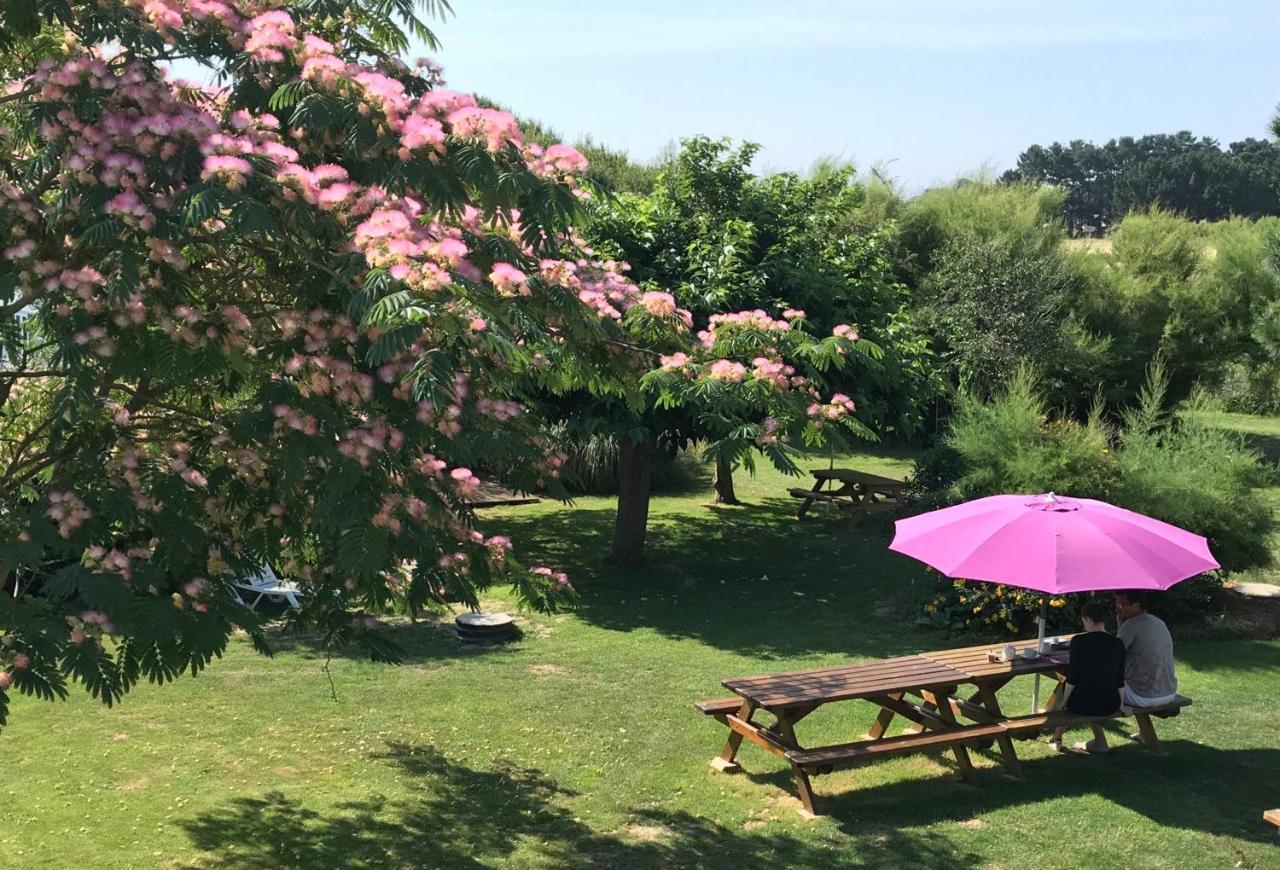 Hotel Aux Tamaris Sauzon Esterno foto