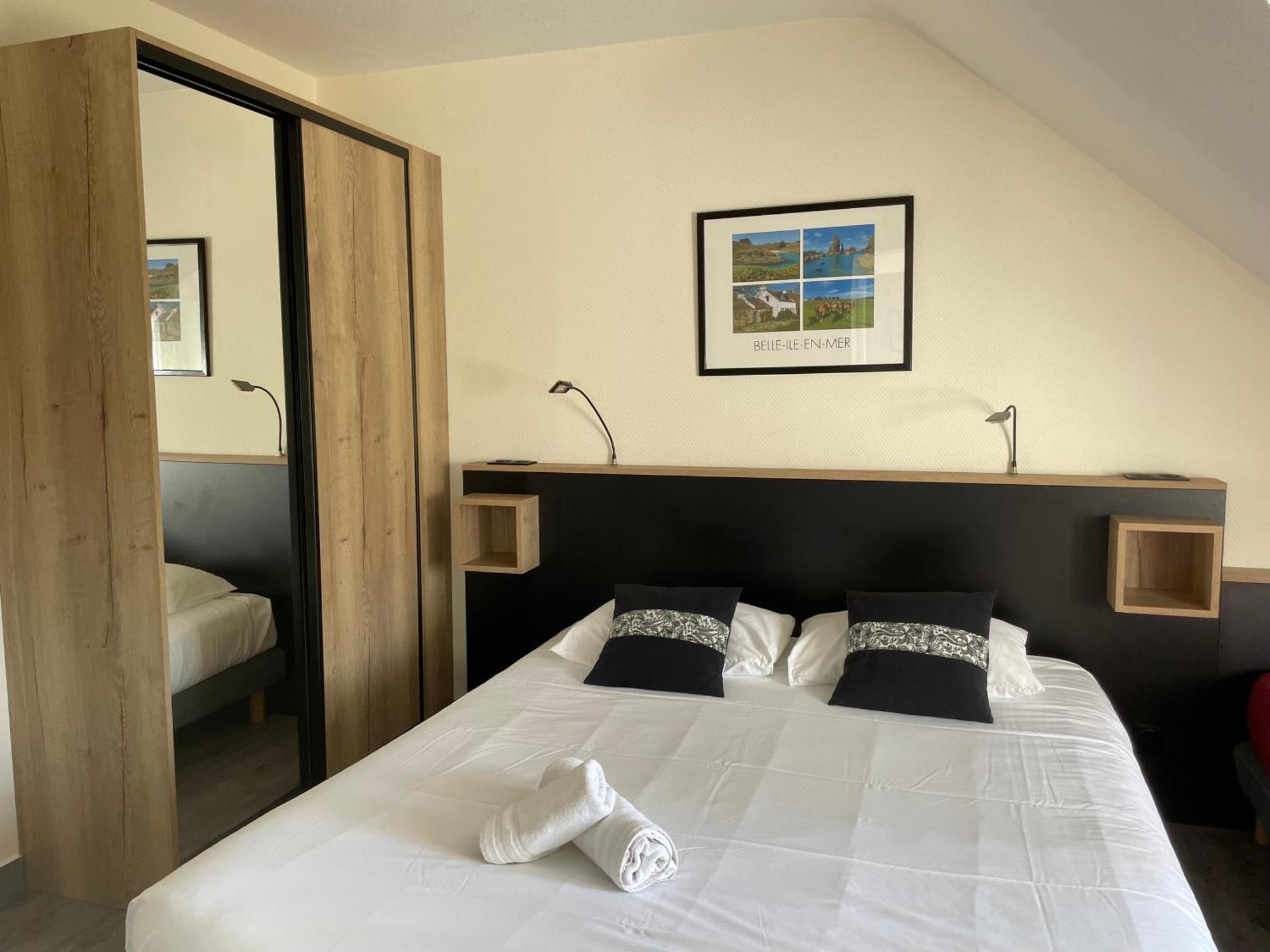 Hotel Aux Tamaris Sauzon Esterno foto